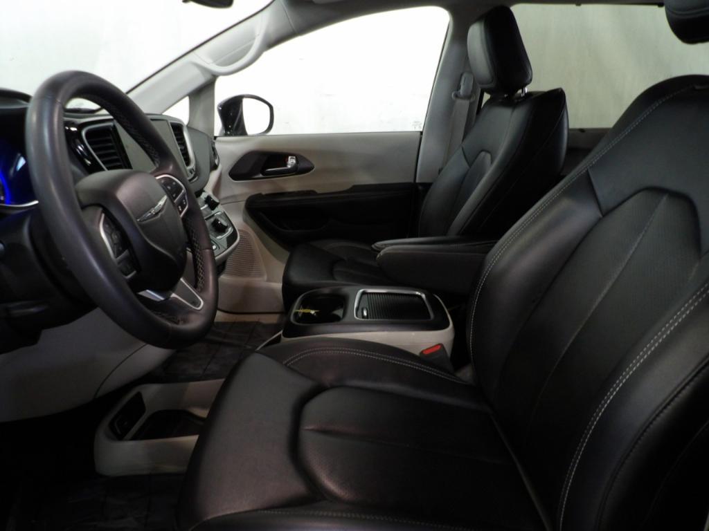 used 2024 Chrysler Pacifica car, priced at $28,990