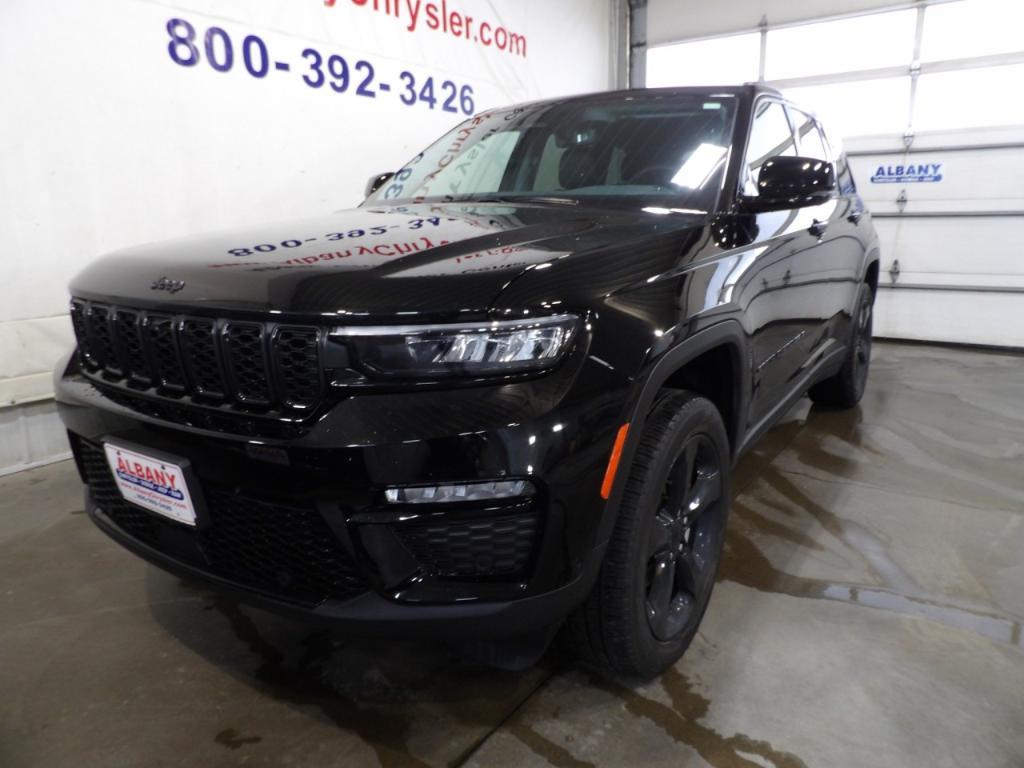 used 2023 Jeep Grand Cherokee car, priced at $31,990