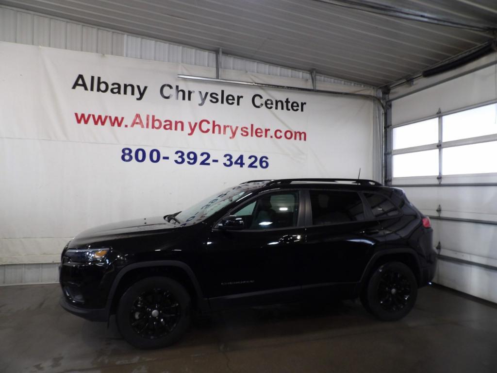 used 2022 Jeep Cherokee car, priced at $26,990