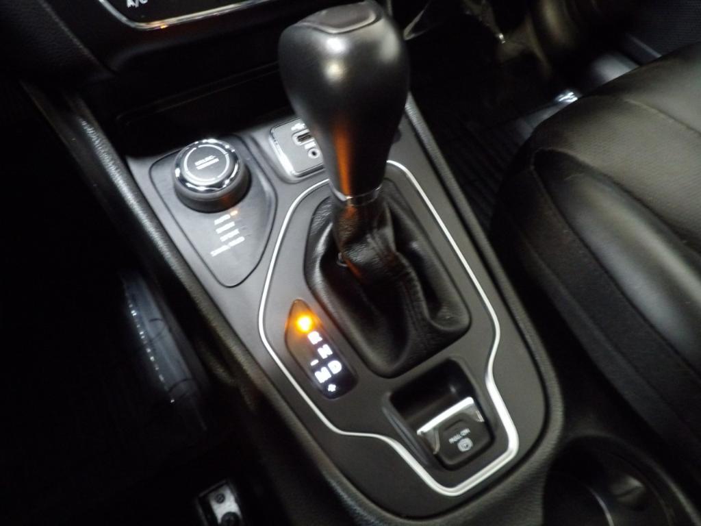 used 2022 Jeep Cherokee car, priced at $26,990