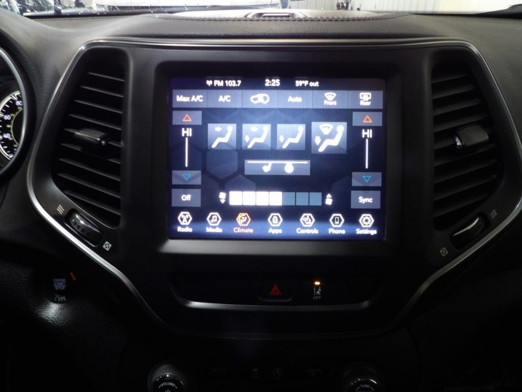 used 2022 Jeep Cherokee car, priced at $26,990