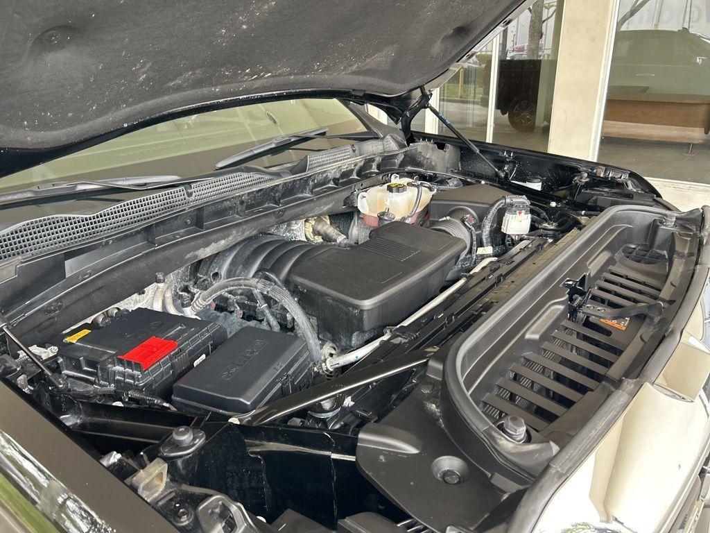 used 2025 GMC Sierra 1500 car, priced at $41,775