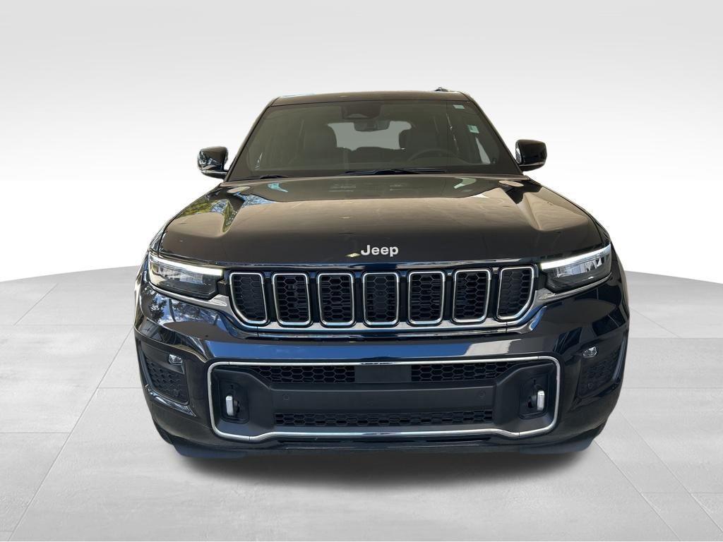 used 2024 Jeep Grand Cherokee car, priced at $43,136
