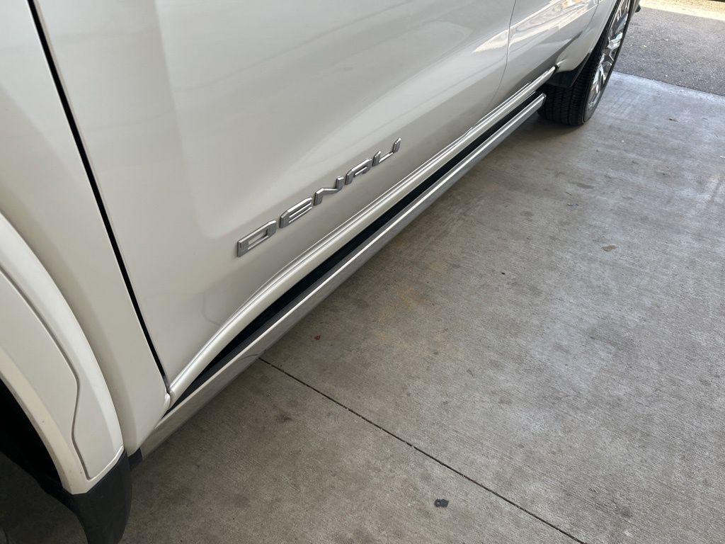 used 2024 GMC Sierra 1500 car, priced at $50,930