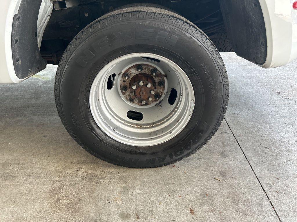 used 2023 Ford F-350 car, priced at $40,000