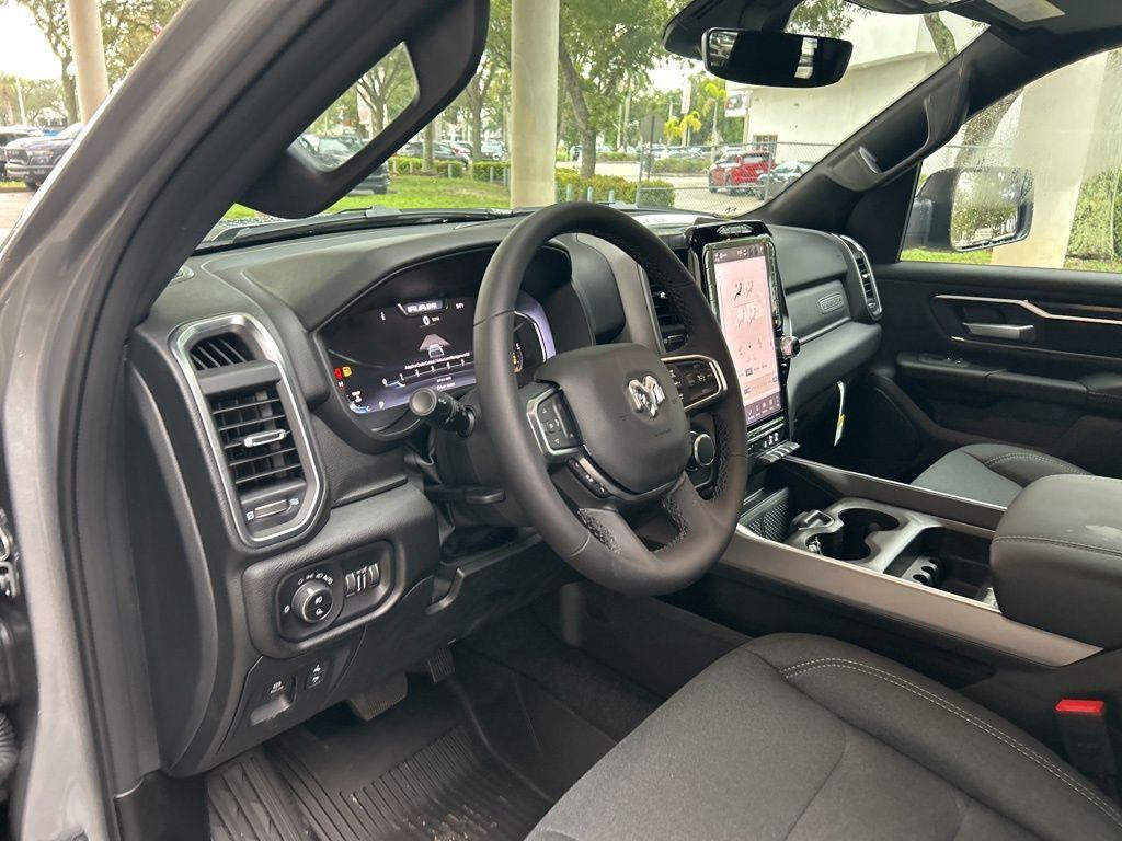 new 2025 Ram 1500 car, priced at $44,751