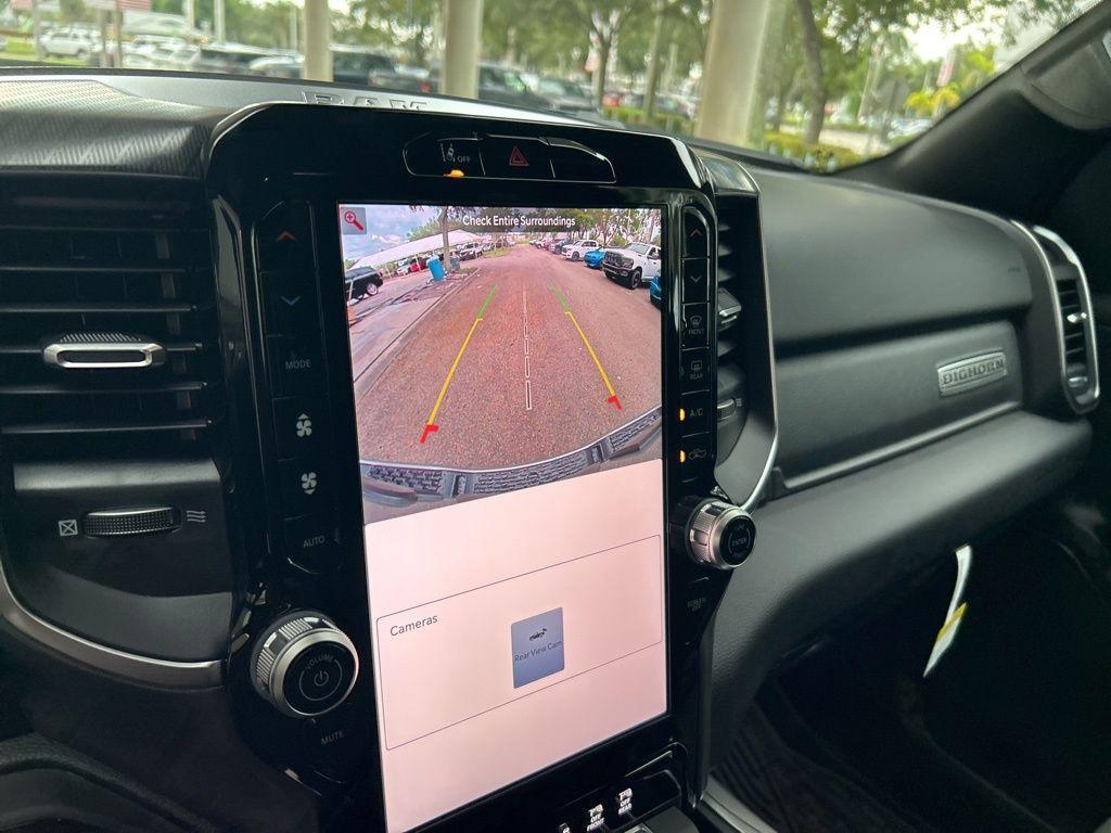 new 2025 Ram 1500 car, priced at $44,751