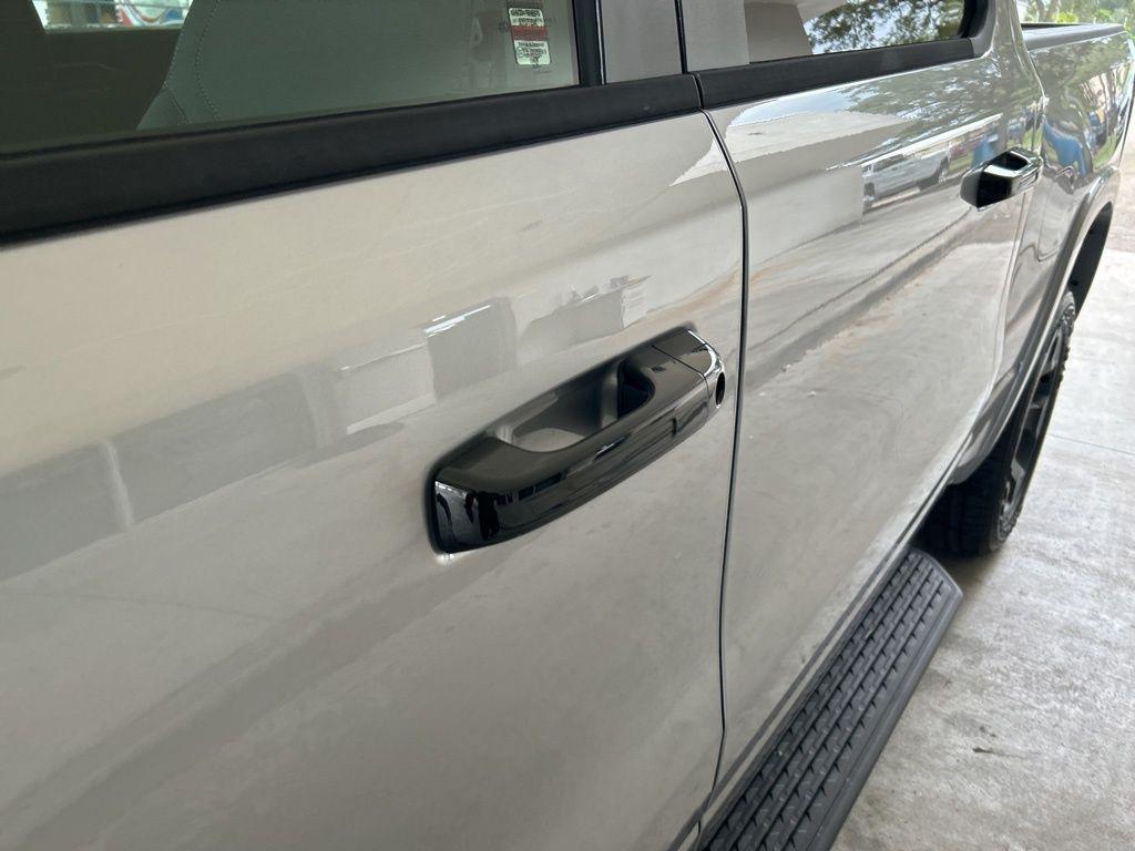 new 2025 Ram 1500 car, priced at $44,762