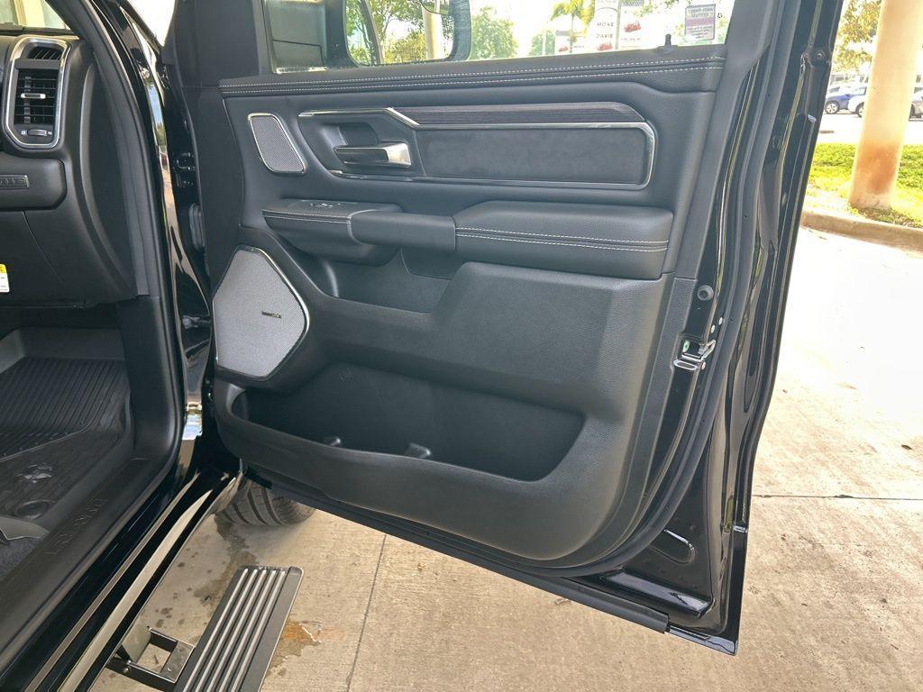 Diamond Black 2026 RAM 1500 Laramie