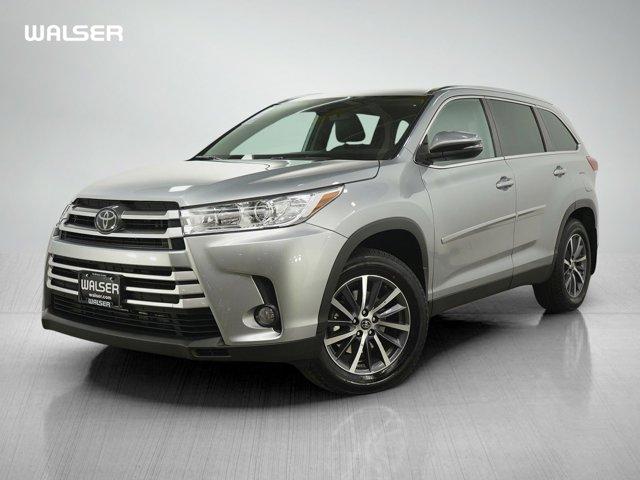 used 2019 Toyota Highlander car, priced at $25,998