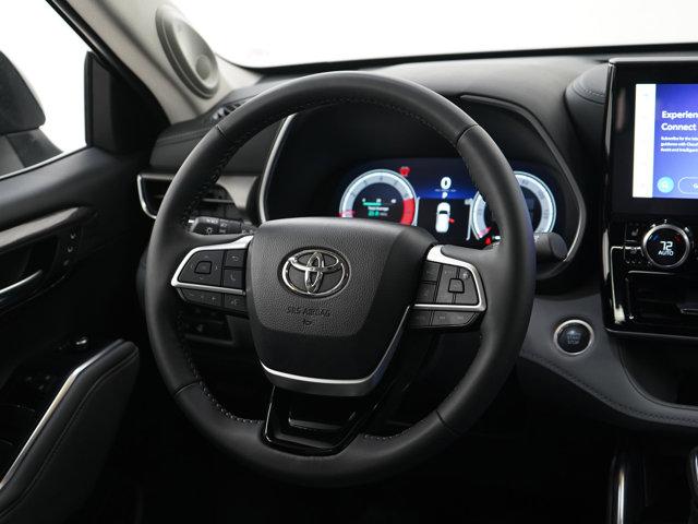 used 2026 Toyota Highlander car, priced at $51,149