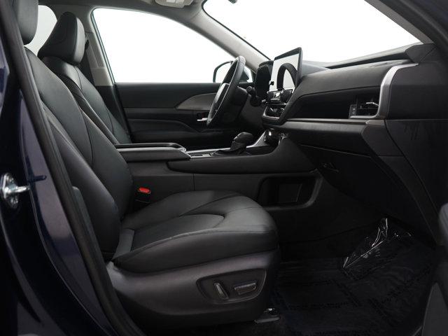 used 2025 Toyota Grand Highlander car, priced at $45,998
