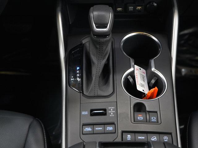 used 2021 Toyota Highlander car, priced at $35,998