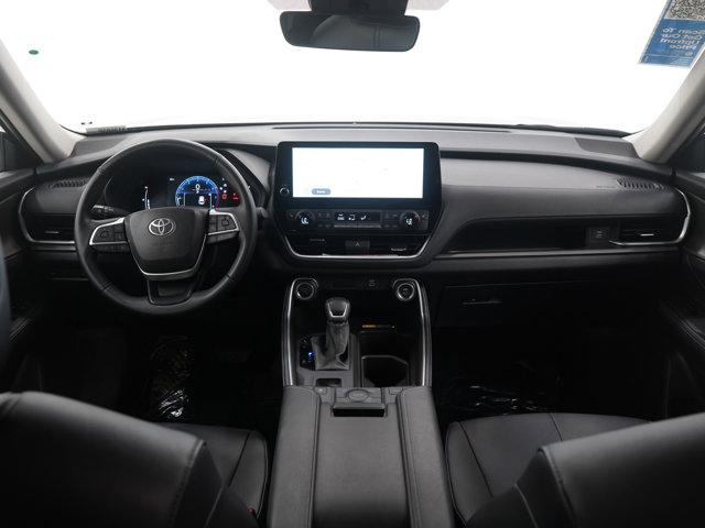 used 2025 Toyota Grand Highlander car, priced at $43,998
