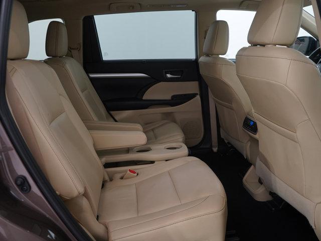 used 2019 Toyota Highlander car, priced at $25,998