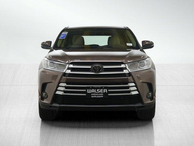 used 2019 Toyota Highlander car, priced at $25,998