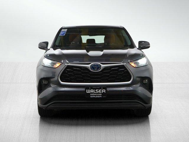 used 2023 Toyota Highlander Hybrid car, priced at $37,998