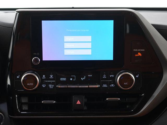used 2023 Toyota Highlander Hybrid car, priced at $37,998