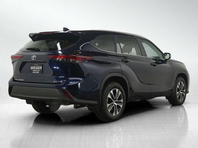 used 2024 Toyota Highlander car, priced at $41,399