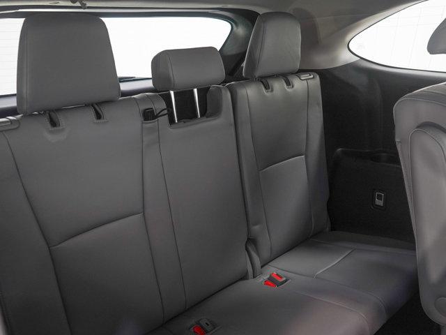 used 2021 Toyota Highlander Hybrid car, priced at $36,998