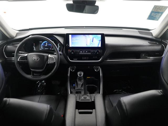 used 2025 Toyota Grand Highlander car, priced at $45,499