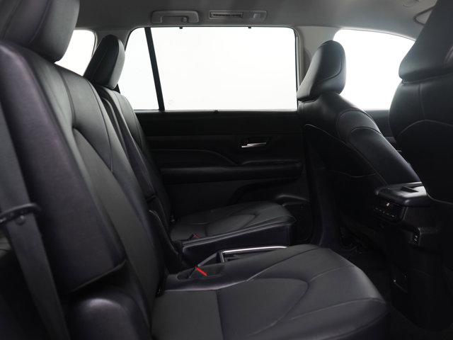 used 2025 Toyota Grand Highlander car, priced at $45,499