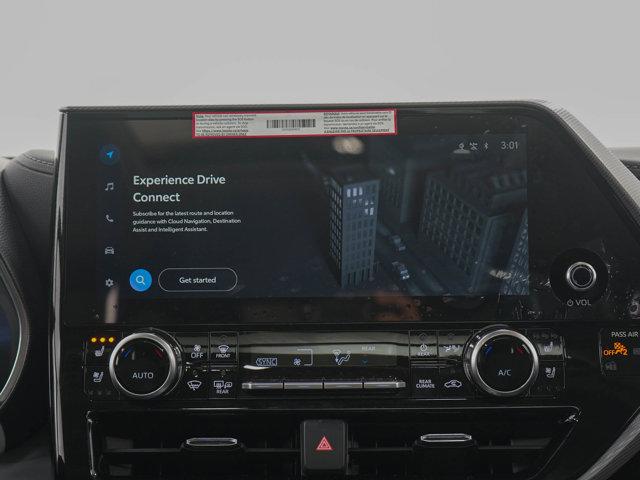 used 2025 Toyota Highlander Hybrid car, priced at $56,998