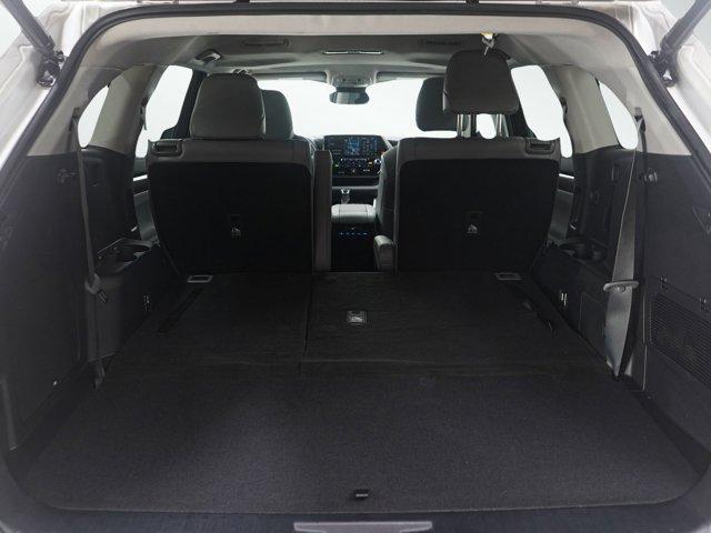 used 2021 Toyota Highlander car, priced at $35,599