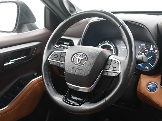 used 2022 Toyota Highlander Hybrid car, priced at $36,499