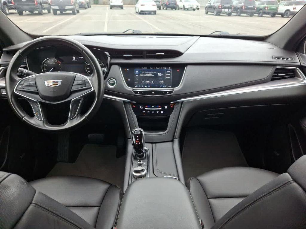 used 2020 Cadillac XT5 car, priced at $21,810