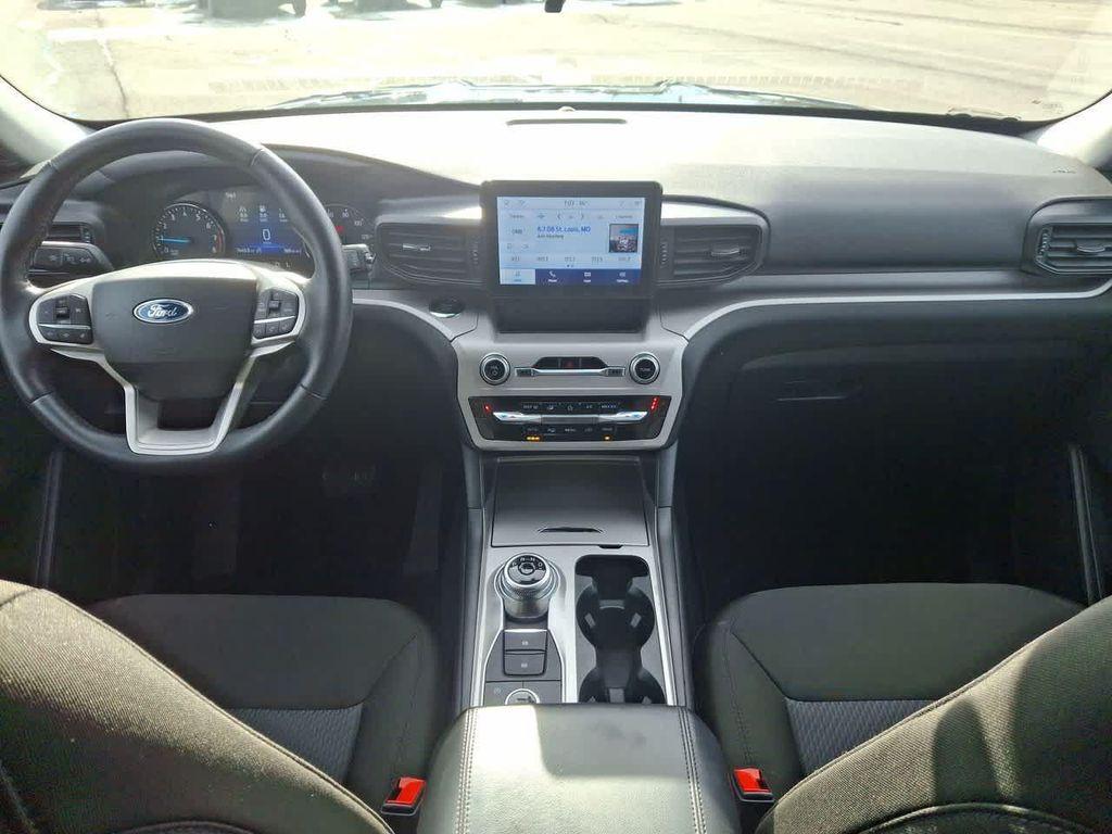used 2024 Ford Explorer car, priced at $35,046