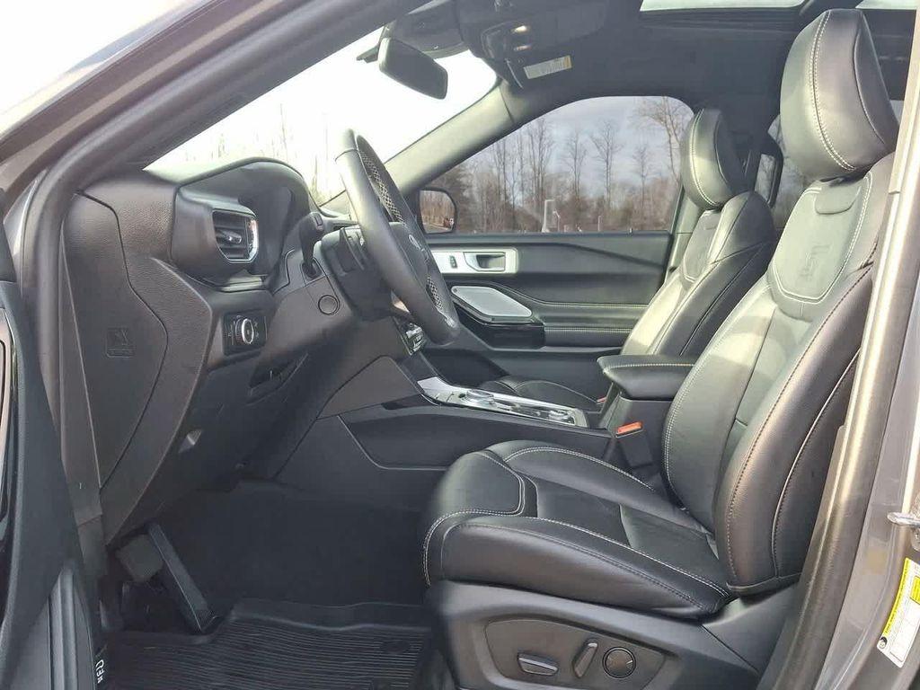 used 2023 Ford Explorer car, priced at $41,629