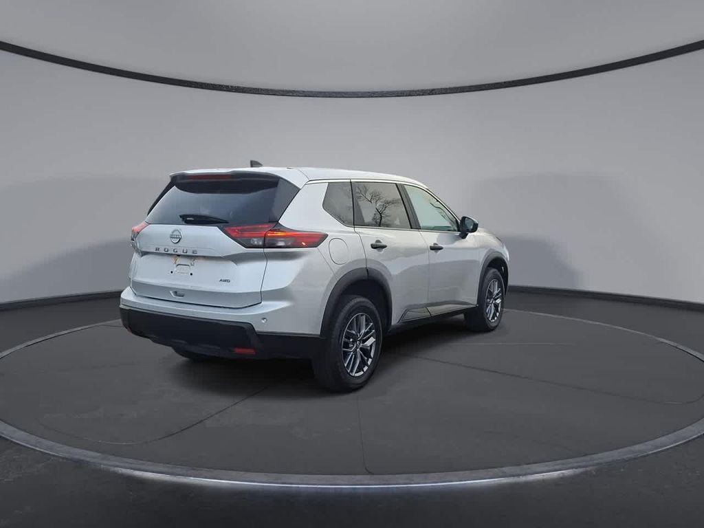 used 2024 Nissan Rogue car, priced at $19,166