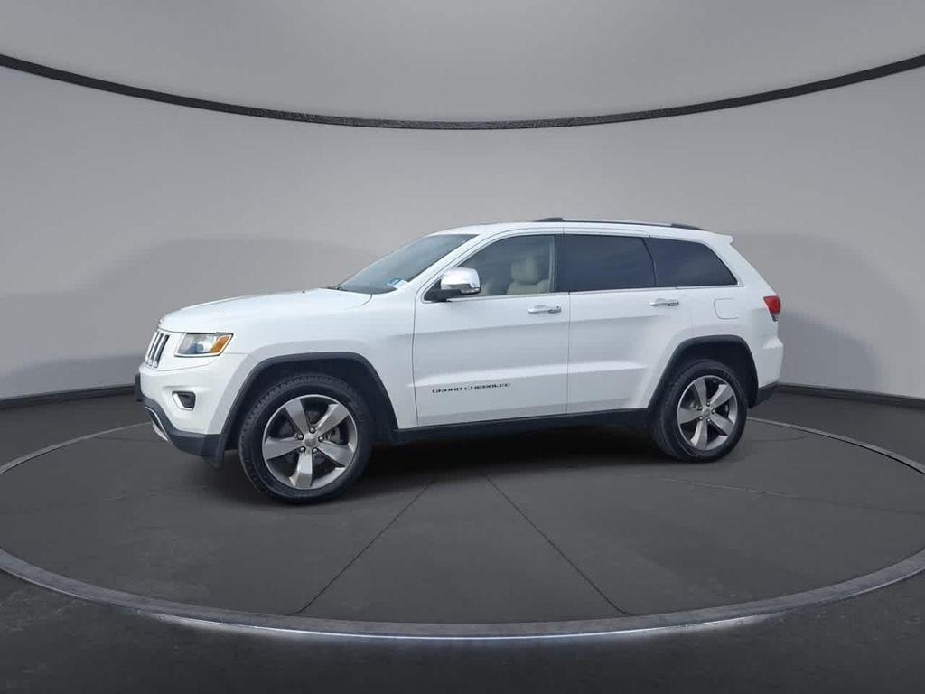 used 2014 Jeep Grand Cherokee car, priced at $11,656