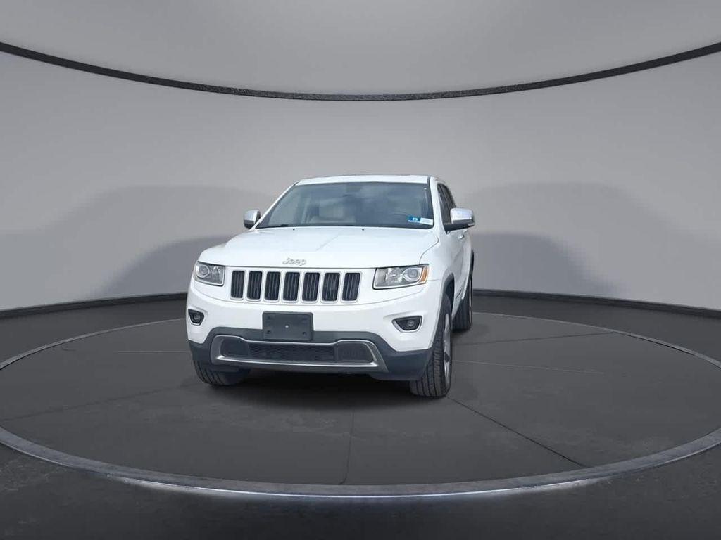 used 2014 Jeep Grand Cherokee car, priced at $11,656
