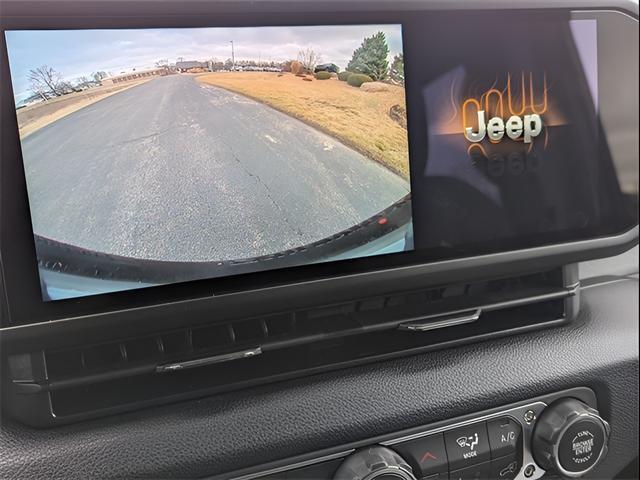 new 2025 Jeep Wrangler car, priced at $41,427