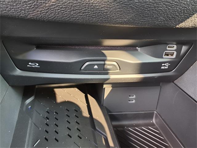 2026 Pxj Chrysler Pacifica