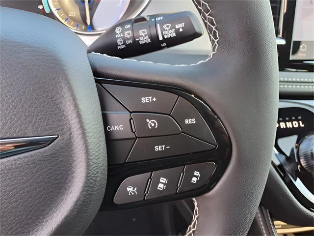 2026 Pxj Chrysler Pacifica