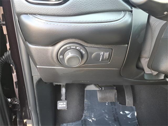 used 2024 Dodge Durango car, priced at $32,423