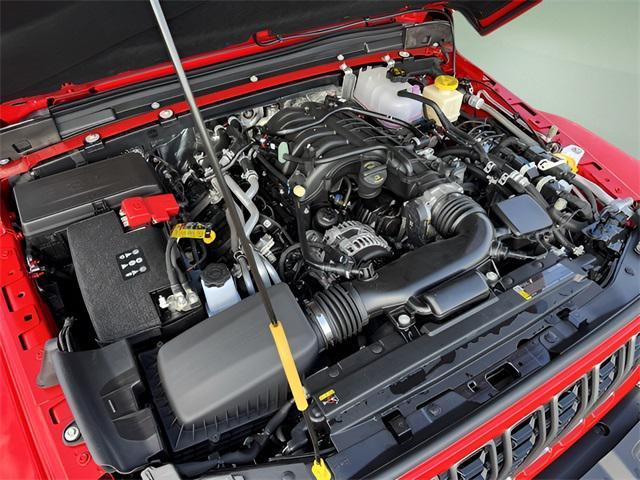 new 2025 Jeep Gladiator car, priced at $43,608