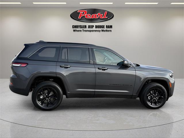 new 2026 Jeep Grand Cherokee car, priced at $46,979