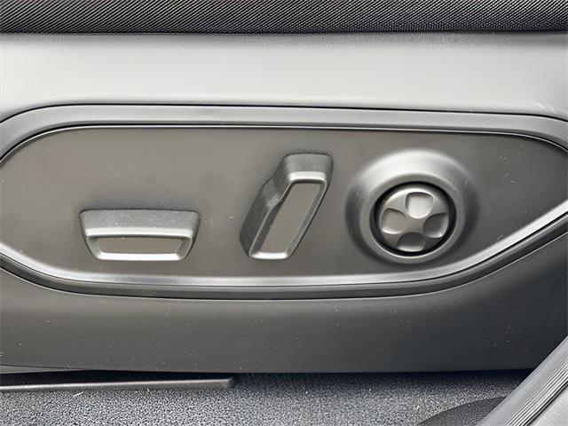 new 2025 Jeep Grand Cherokee L car, priced at $39,329