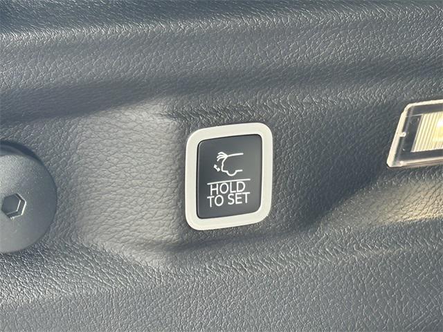 new 2025 Jeep Grand Cherokee L car, priced at $39,329