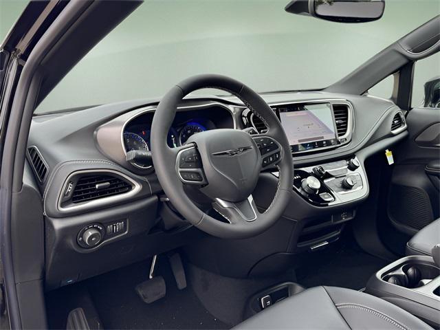 new 2026 Chrysler Pacifica car, priced at $40,693