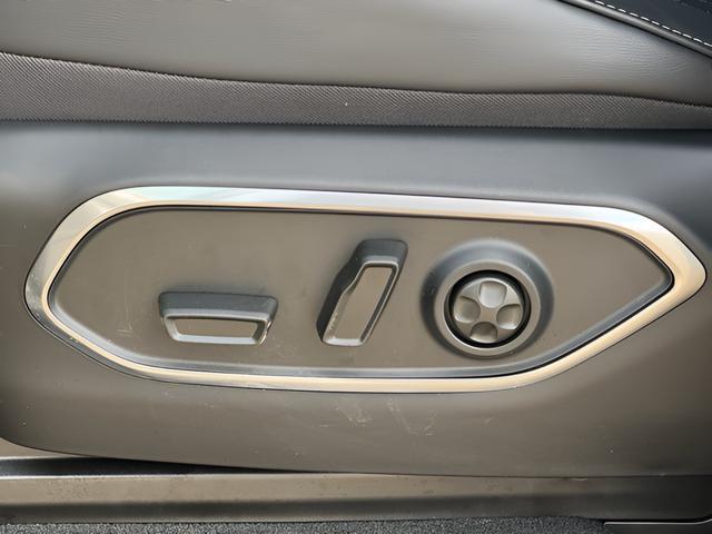 new 2026 Jeep Grand Wagoneer car, priced at $64,940