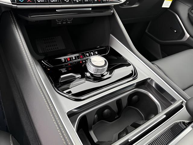 new 2026 Jeep Grand Wagoneer L car, priced at $70,208