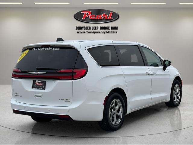used 2024 Chrysler Pacifica car, priced at $38,177