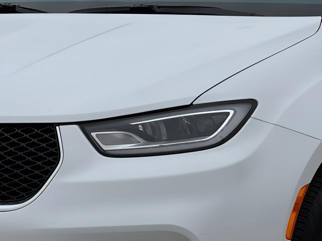 used 2024 Chrysler Pacifica car, priced at $38,177