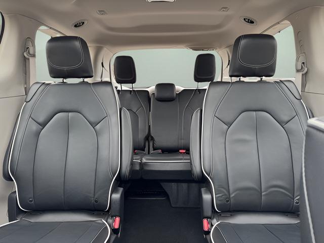 used 2024 Chrysler Pacifica car, priced at $38,177