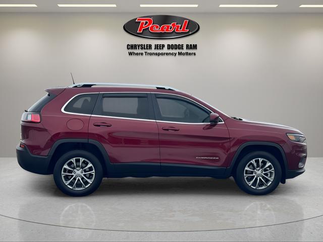 used 2021 Jeep Cherokee car, priced at $18,999